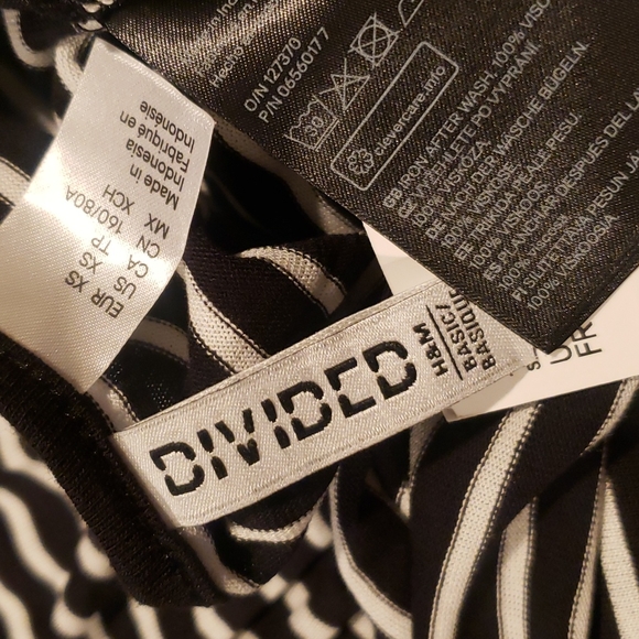 Divided H&M Romper - Picture 6 of 6